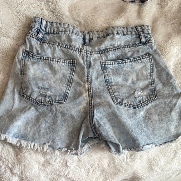 Vanilla Star Ripped Light Blue Jean Shorts - Picture 2 of 3